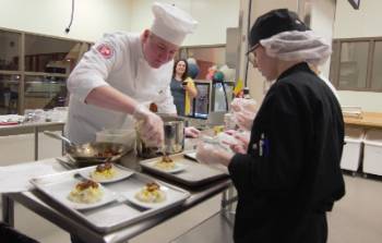 For the second year in a row, the Randy Rayburn School of Culinary Arts at Nashville State’s Southeast campus held the Tennessee Junior Chef Competition organized by the Tennessee Department of Education’s School Nutrition program.